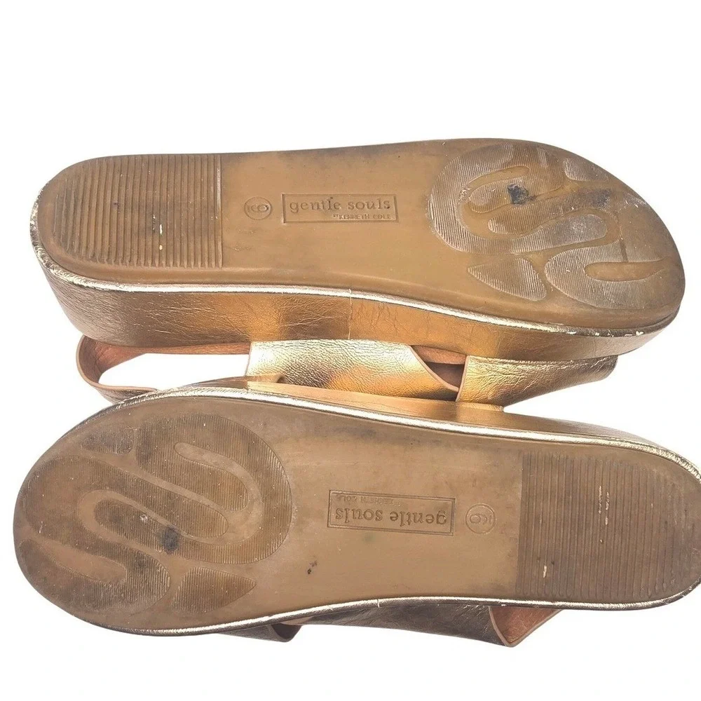 Gentle Souls Kenneth Cole Wedge Sandal Womens 9 Metallic Rose Gold Platform